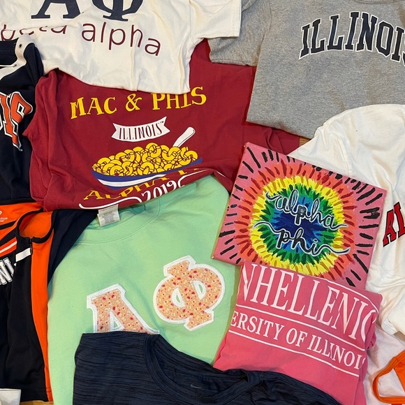 Illinois alpha phi bundle - Picture 10 of 15